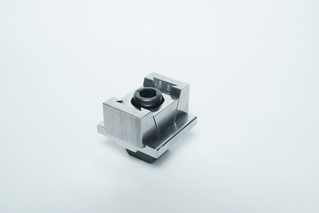 Pegaphant Base Clamp
